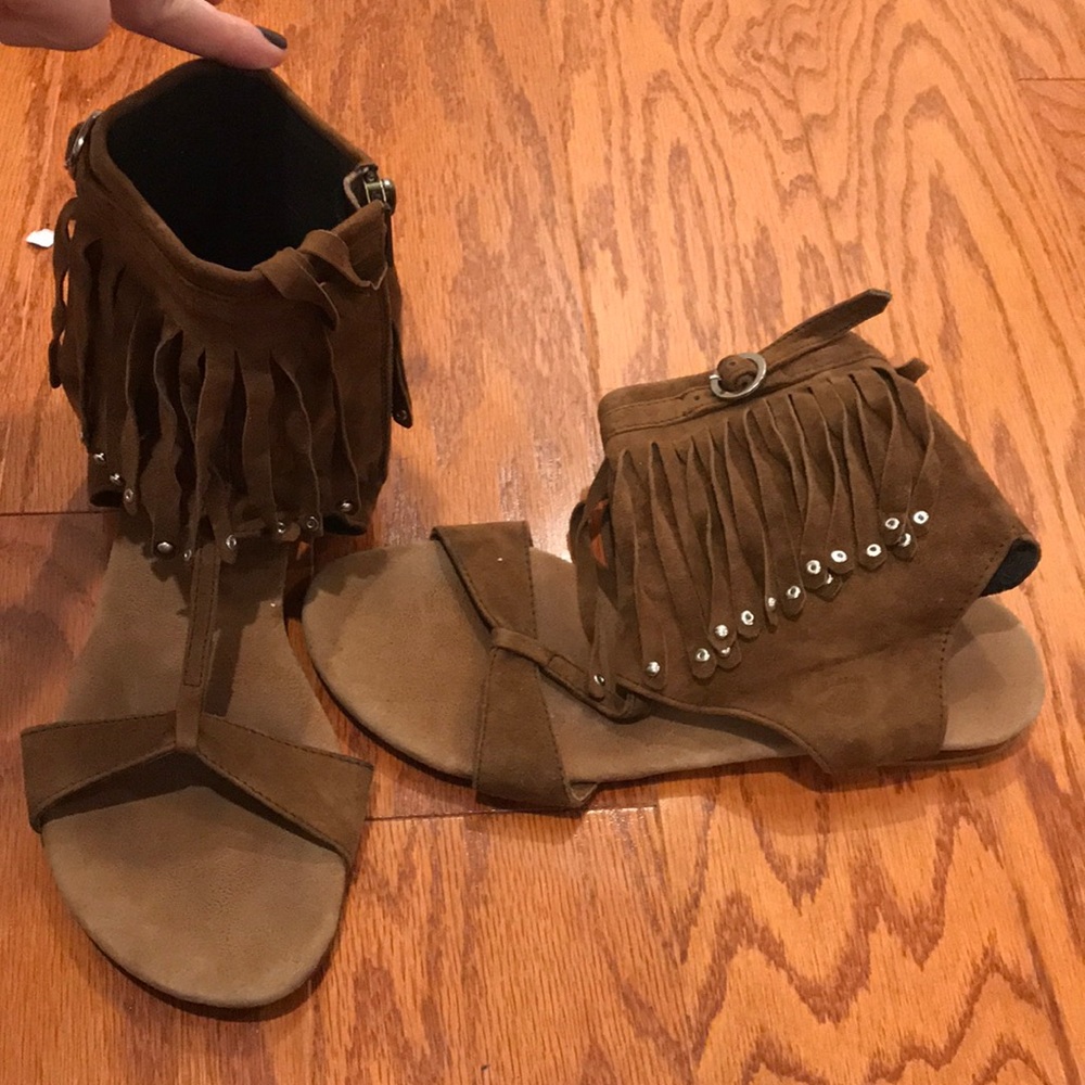 Gladiator sandal
